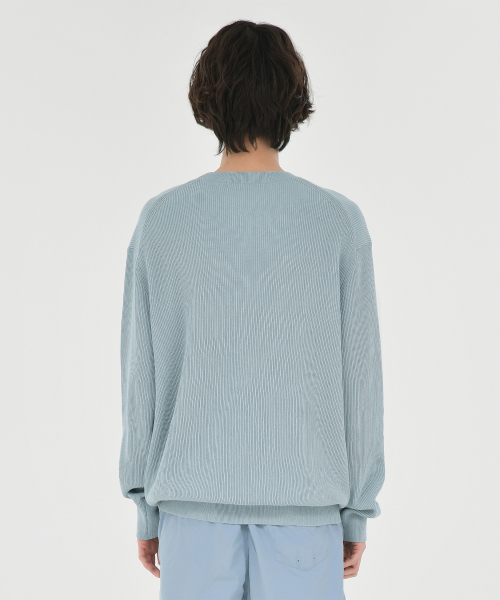 BROWNYARD(ブラウンヤード)の「ハイデンシティクルーネックニット、ブルーグレー(ニット/セーター・メンズ・その他・3/4/5)」の4枚目の写真