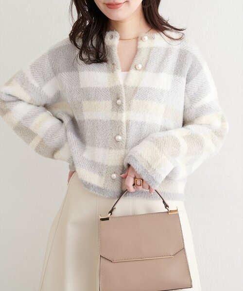 natural couture(ナチュラルクチュール)の「チェック柄シャギーニットカーデ(カーディガン/ボレロ・レディース・その他1/その他2/その他3/その他4・FREE)」の3枚目の写真