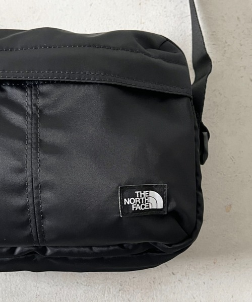 THE NORTH FACE(ザノースフェイス)の「THE NORTH FACE(ザ・ノースフェイス)/軽量 スクエア ショルダーバッグ クロスバッグ/TRAVEL CROSS BAG S(ショルダーバッグ・レディース・ブラック/グレイッシュベージュ/ワインレッド/ネイビー/カーキ・FREE)」の19枚目の写真