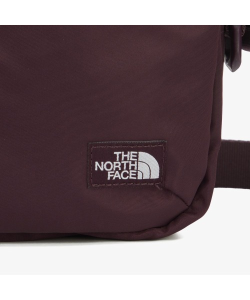 THE NORTH FACE(ザノースフェイス)の「THE NORTH FACE(ザ・ノースフェイス)/軽量 スクエア ショルダーバッグ クロスバッグ/TRAVEL CROSS BAG S(ショルダーバッグ・レディース・ブラック/グレイッシュベージュ/ワインレッド・FREE)」の11枚目の写真