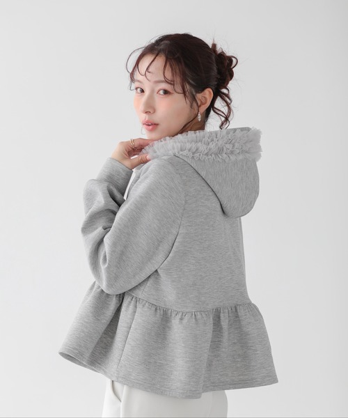 Fit more(フィットモア)の「ダンボールチュールフードジップアップパーカー(パーカー・レディース・ブラック/グレー/ホワイト・FREE)」の4枚目の写真