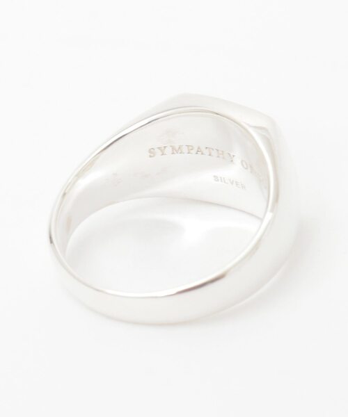 Tiara（ティアラ）の「【SYMPATHY OF SOUL/シンパシーオブソウル】Signet Ring（リング・レディース・シルバー・FREE）」の2枚目の写真