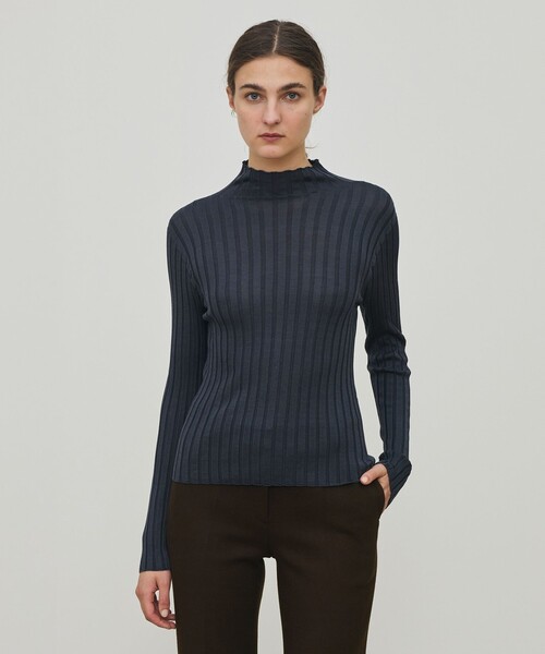 DES PRES(デ・プレ)の「ドメスティックスパンシルク ビルドネックプルオーバー(ニット/セーター・レディース・ライトブルー/ネイビー/ホワイト/グリーン・FREE)」の6枚目の写真