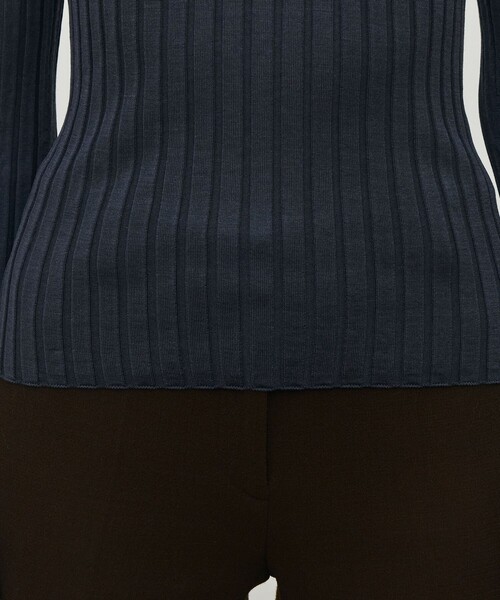 DES PRES(デ・プレ)の「ドメスティックスパンシルク ビルドネックプルオーバー(ニット/セーター・レディース・ライトブルー/ネイビー/ホワイト/グリーン・FREE)」の11枚目の写真