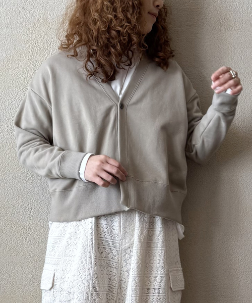 JOURNAL STANDARD LUXE（ジャーナルスタンダード　ラックス）の「【SOIL】 FRENCH TERRY V-NECK 1 BUTTON CD（カーディガン/ボレロ・レディース・チャコールグレー/ベージュ・FREE）」の2枚目の写真