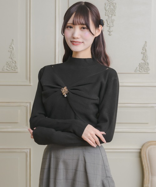 couture BY ROJITA(クチュールバイロジータ)の「ブローチリボンニット(ニット/セーター・レディース・グレー/ブラック/ホワイト・FREE)」の18枚目の写真
