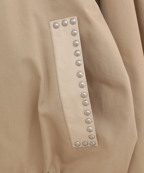CLANE（クラネ）の「【CLANE/クラネ】W COLOR STUDDED DRIZZLER JACKET/ダブルカラースタッズドドリズラージャケット（その他アウター・レディース・ベージュ/ブラック・1）」の15枚目の写真