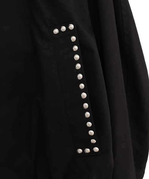 CLANE（クラネ）の「【CLANE/クラネ】W COLOR STUDDED DRIZZLER JACKET/ダブルカラースタッズドドリズラージャケット（その他アウター・レディース・ベージュ/ブラック・1）」の8枚目の写真
