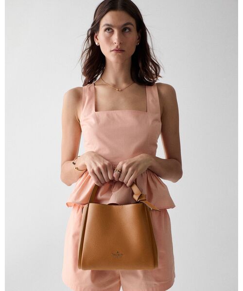 kate spade new york（ケイトスペード ニューヨーク）の「ノット コンバーチブル キャリーオール（ハンドバッグ・レディース・ブラウン・ONESIZE）」の2枚目の写真