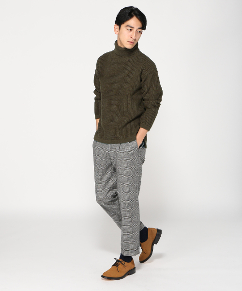 JOURNAL STANDARD（ジャーナルスタンダード）の「BIG ワッフルタートルネックニット#（ニット/セーター・メンズ・ネイビー/グレー/アイボリー/カーキ・LARGE/MEDIUM）」の18枚目の写真