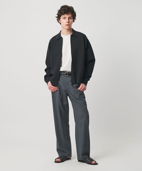 UNITED ARROWS(ユナイテッドアローズ)の「ブークレー ダブルフェイス ジップブルゾン(カーディガン/ボレロ・メンズ・ナチュラル/ダークグレー・L/M/XL/S)」の4枚目の写真