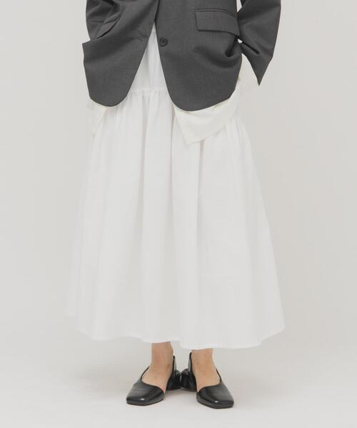 KBF(ケイビーエフ)の「ボリュームミディスカート(スカート・レディース・オフホワイト/ブラック/グリーン系その他・ONE)」の2枚目の写真