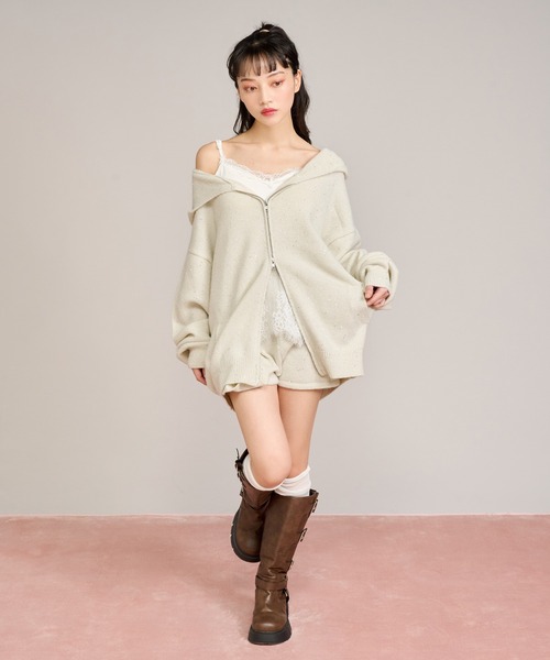 apres jour mignon(アプレジュールミニョン)の「【セットアップ着用可能】キラキラニットショートパンツ(その他パンツ・レディース・グレー/ピンク/アイボリー・LARGE/フリー)」の5枚目の写真