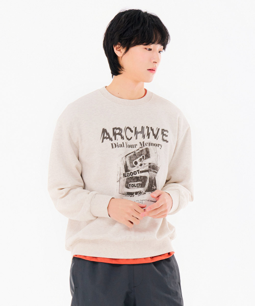 CHASECULT（チェイスカルト）の「男性レトログラフィックスウェットシャツ-FARK5118B0M（スウェット・メンズ・ベージュ・100/110/95/105）」の3枚目の写真