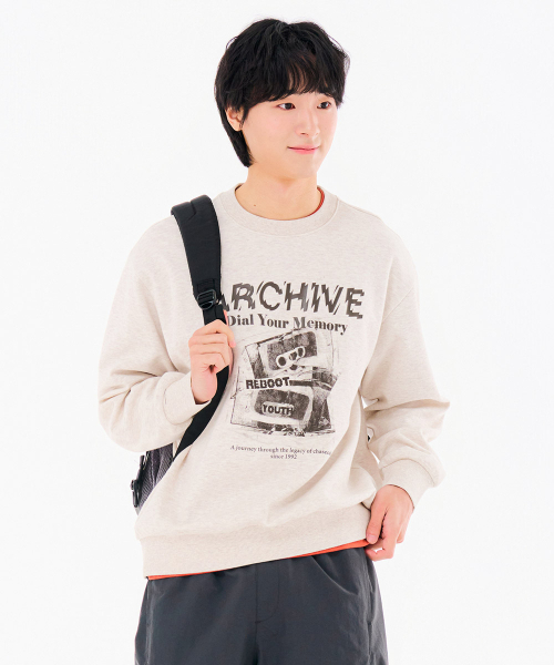 CHASECULT（チェイスカルト）の「男性レトログラフィックスウェットシャツ-FARK5118B0M（スウェット・メンズ・ベージュ・100/110/95/105）」の4枚目の写真