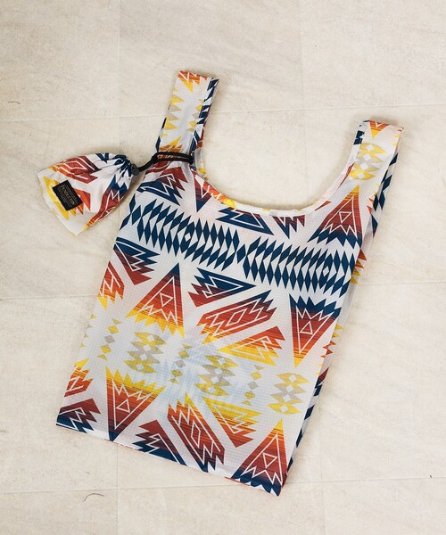 PENDLETON(ペンドルトン)の「【PENDLETON / ペンドルトン】SHOPPER With POUCH/ショッパーウィズポーチ/ユニセックス/【WEB限定】(エコバッグ/サブバッグ・メンズ・ライム/イエロー/ネイビー/グレー/ブラック/ベージュ/ブルー・フリー)」の9枚目の写真
