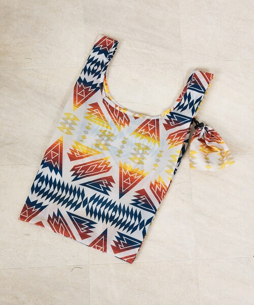 PENDLETON(ペンドルトン)の「【PENDLETON / ペンドルトン】SHOPPER With POUCH/ショッパーウィズポーチ/ユニセックス/【WEB限定】(エコバッグ/サブバッグ・メンズ・ライム/イエロー/ネイビー/グレー/ブラック/ベージュ/ブルー・フリー)」の12枚目の写真