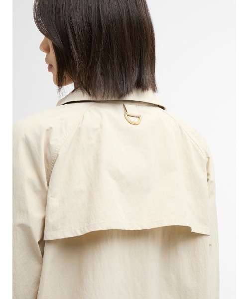 Barbour(バブアー)の「Debbie シャワープルーフジャケット(レディース)(その他アウター・レディース・クリーム/ブラック/オリーブ・8/10)」の9枚目の写真