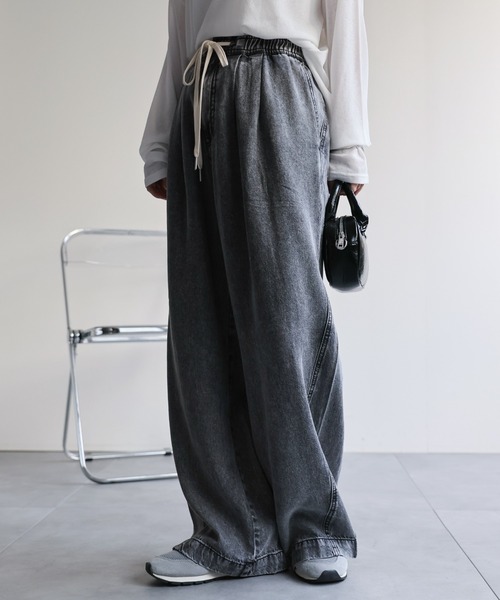 ap retro（アプレトロ）の「とろみデニム イージーワイドパンツ / 体型カバー・大人リラックス（デニムパンツ・レディース・ブルー系その他/ブラック系その他・FREE）」の9枚目の写真