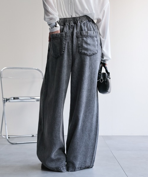 ap retro（アプレトロ）の「とろみデニム イージーワイドパンツ / 体型カバー・大人リラックス（デニムパンツ・レディース・ブルー系その他/ブラック系その他・FREE）」の12枚目の写真