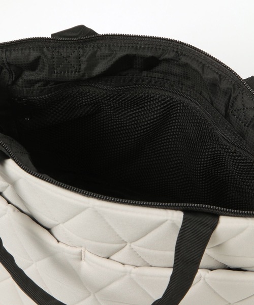 THE NORTH FACE(ザノースフェイス)の「【THE NORTH FACE(ザ・ノース・フェイス)】Geo face box(トートバッグ・レディース・ブラック/アイボリー/ピンク・FREE)」の20枚目の写真