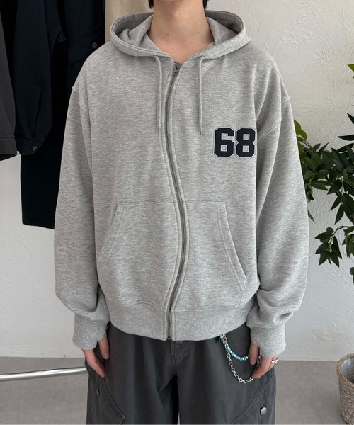 sedacle(セダクル)の「ナンバリングウェーブジップパーカー(パーカー・メンズ・ダークブラウン/グレー/サックスブルー・LARGE/MEDIUM/SMALL)」の2枚目の写真
