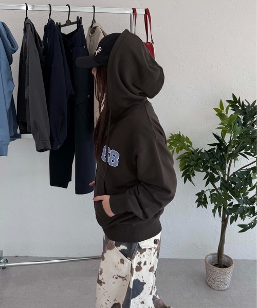sedacle(セダクル)の「ナンバリングウェーブジップパーカー(パーカー・メンズ・ダークブラウン/グレー/サックスブルー・LARGE/MEDIUM/SMALL)」の13枚目の写真