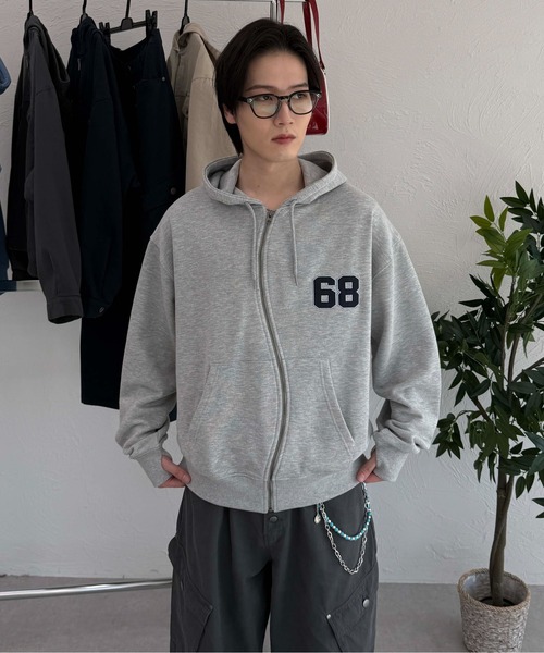 sedacle(セダクル)の「ナンバリングウェーブジップパーカー(パーカー・メンズ・ダークブラウン/グレー/サックスブルー・LARGE/MEDIUM/SMALL)」の4枚目の写真