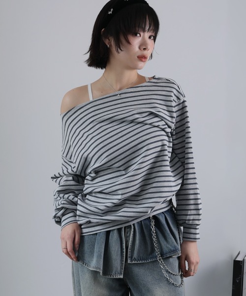 Ulysses(ユリシス)の「ボーダーオフショルカットソー(Tシャツ/カットソー・レディース・グレー/ネイビー・F)」の1枚目の写真