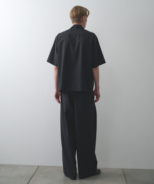 markaware(マーカウェア)の「【marka】2/72ウールトロピカルワッシャー / フライフロントオープンカラーS/Sシャツ / FLY FRONT OPEN COLLAR S/S SHIRT(シャツ/ブラウス・メンズ・ブラック/グレー・1/2)」の10枚目の写真