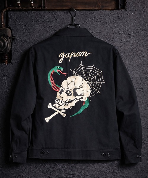 Coffee & Cigarettes(コーヒーアンドシガレッツ)の「2D47 スカルデザイン スイングトップ ジャケット(ブルゾン・メンズ・ブラック・L/XL/M)」の4枚目の写真