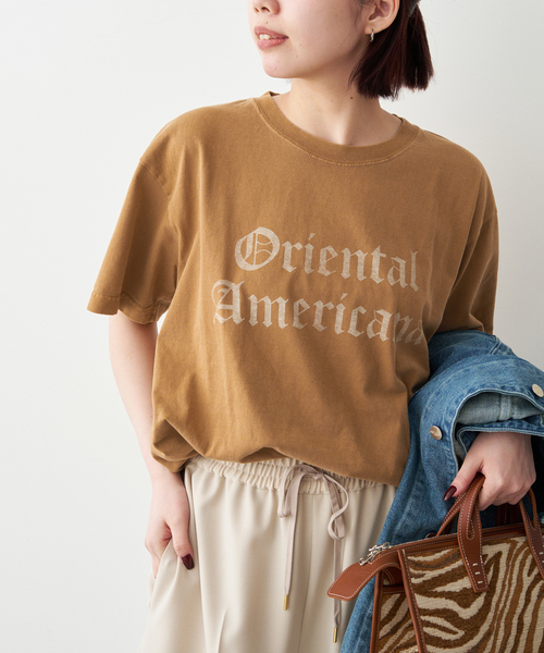 Spick & Span(スピックアンドスパン)の「AUTHEN / オーセン 別注LOGO Tee*(Tシャツ/カットソー・レディース・ライトグレー/マスタード・SMALL)」の11枚目の写真