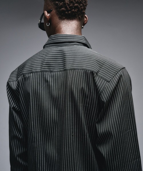 ANDER HUNK（アンダーハンク）の「W-Pocket Metal Button Shirt / Wポケットメタルボタンシャツ（シャツ/ブラウス・メンズ・ライトグレー/ブラック×ホワイト/ブラック/グレー×ホワイト/レッド・SMALL/LARGE/MEDIUM）」の20枚目の写真