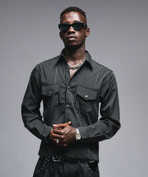 ANDER HUNK（アンダーハンク）の「W-Pocket Metal Button Shirt / Wポケットメタルボタンシャツ（シャツ/ブラウス・メンズ・ライトグレー/ブラック×ホワイト/ブラック/グレー×ホワイト/レッド・SMALL/LARGE/MEDIUM）」の8枚目の写真