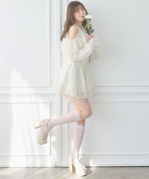 MAJESTIC LEGON（マジェスティックレゴン）の「軽盛れヒールビジューサンダル（サンダル・レディース・アイボリー/ブラック・SMALL/MEDIUM/LARGE/X-LARGE）」の13枚目の写真