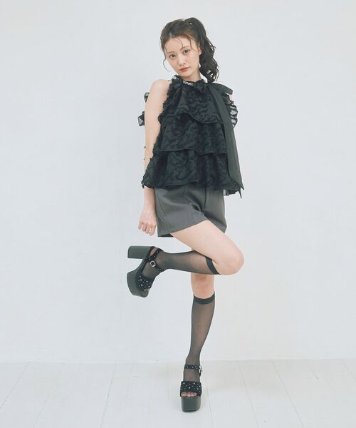 MAJESTIC LEGON（マジェスティックレゴン）の「軽盛れヒールビジューサンダル（サンダル・レディース・アイボリー/ブラック・SMALL/MEDIUM/LARGE/X-LARGE）」の8枚目の写真