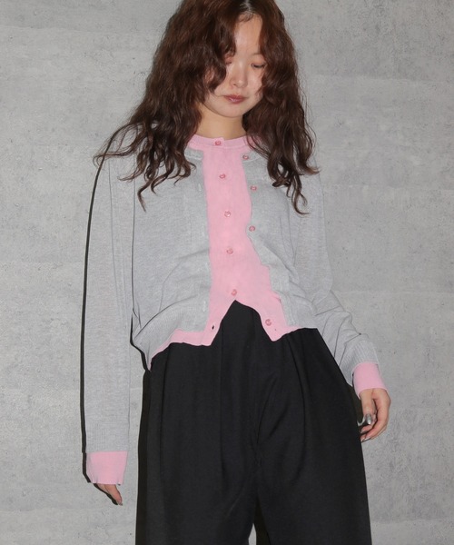 cheriella(シェリエラ)の「【cheriella】配色レイヤードカーディガン COLOR BLOCK LAYERED CARDIGAN(Tシャツ/カットソー・レディース・ブラック/アイボリー/杢グレー/ライトブルー・FREE)」の1枚目の写真