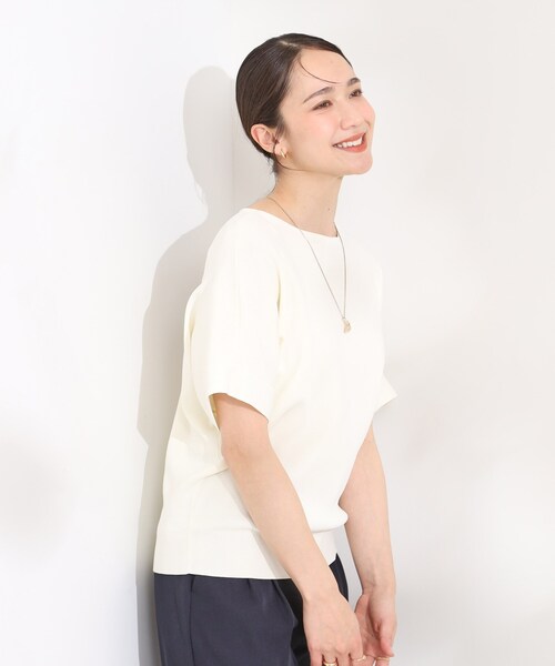 SHOO・LA・RUE(シューラルー)の「【毎日洗える/ひんやり/UV/S-LL】二の腕隠れる さらっとドルマン半袖ニット(ニット/セーター・レディース・アイボリー/ブラック/イエロー系その他/アイボリー系2/グレー系7/ブルー/ダークブラウン系2/ピンク系・01/02/03/04)」の10枚目の写真