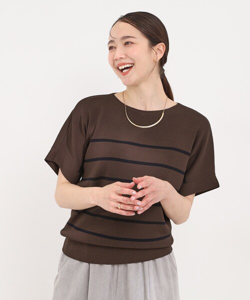 SHOO・LA・RUE（シューラルー）の「【毎日洗える/ひんやり/UV】二の腕隠れる さらっとドルマン半袖ニット（ニット/セーター・レディース・アイボリー/ブラック/イエロー系その他/アイボリー系2/グレー系7/ブルー/ダークブラウン系2/ピンク系・01/02/03/04）」の14枚目の写真