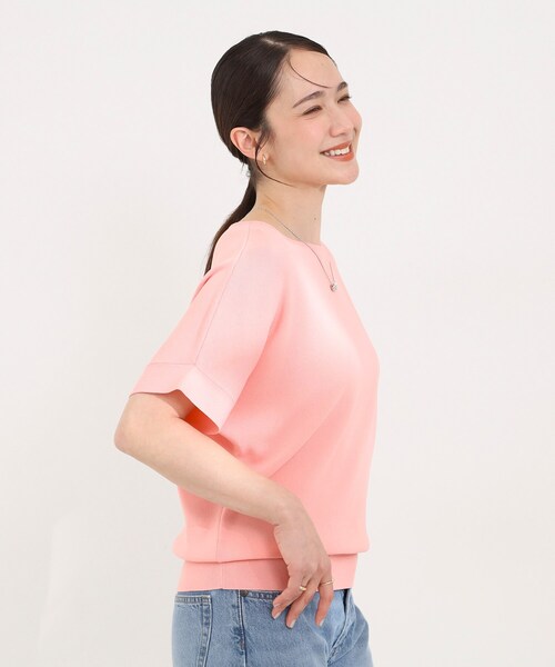 SHOO・LA・RUE（シューラルー）の「【毎日洗える/ひんやり/UV】二の腕隠れる さらっとドルマン半袖ニット（ニット/セーター・レディース・アイボリー/ブラック/イエロー系その他/アイボリー系2/グレー系7/ブルー/ダークブラウン系2/ピンク系・01/02/03/04）」の19枚目の写真
