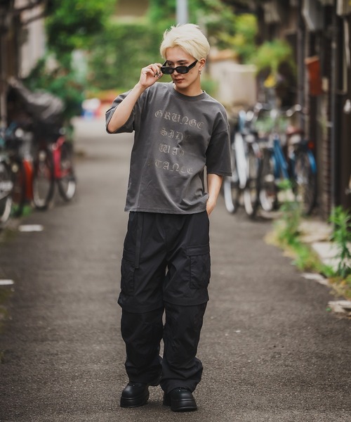 En serio TOKYO(エンソリオトーキョー)の「【SIDEWAYSTANCE】ブラックレターロゴ半袖グランジTシャツ 70479(Tシャツ/カットソー・メンズ・ブラック/ブラウン・SMALL/MEDIUM/X-LARGE/LARGE)」の14枚目の写真
