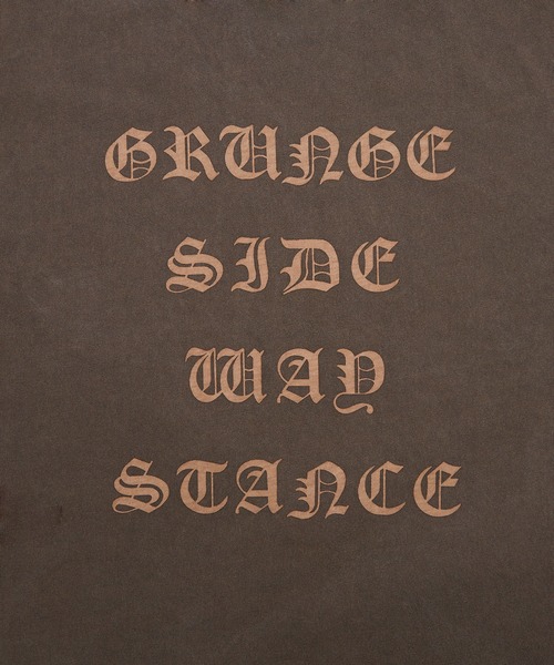 En serio TOKYO(エンソリオトーキョー)の「【SIDEWAYSTANCE】ブラックレターロゴ半袖グランジTシャツ 70479(Tシャツ/カットソー・メンズ・ブラック/ブラウン・SMALL/MEDIUM/X-LARGE/LARGE)」の7枚目の写真