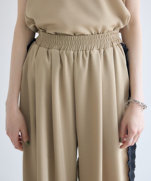 Paradise Picnic（パラダイスピクニック）の「TRANOI. ヴィンテージサテンフリルパンツ（その他パンツ・レディース・ブラック/ベージュ・FREE）」の6枚目の写真