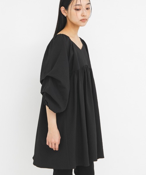 KBF（ケイビーエフ）の「タックスリーブミニワンピース（ワンピース・レディース・アイボリー/ブラック/ブルー・ONE）」の11枚目の写真