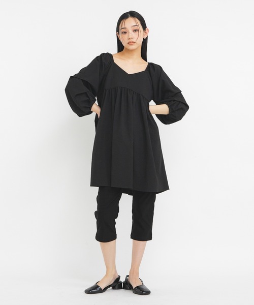 KBF（ケイビーエフ）の「タックスリーブミニワンピース（ワンピース・レディース・アイボリー/ブラック/ブルー・ONE）」の13枚目の写真