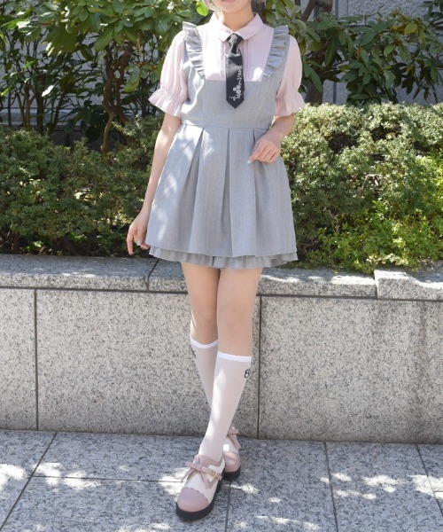 axes femme(アクシーズファム)の「ネクタイ付セットアップ(ワンピース・レディース・グレー・FREE)」の1枚目の写真