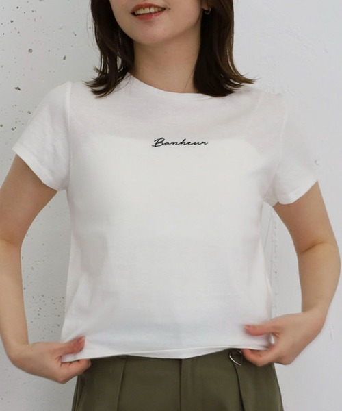 archives(アルシーヴ)の「刺繍コンパクトT(Tシャツ/カットソー・レディース・オフホワイト/ピンク/ブラウン/チャコールグレー・MEDIUM)」の16枚目の写真