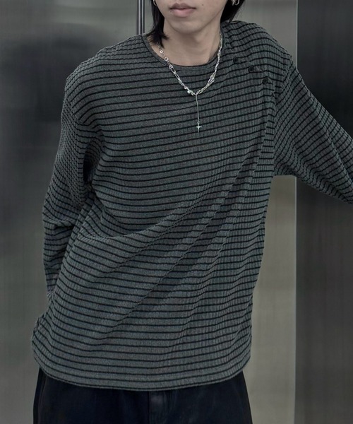 Never mind the XU / Chikashitsu+（ネバーマインド ザ エックスユー / チカシツプラス）の「【nmtc+】diagonal button border long sleeve / 【エヌエムティーシープラス】ダイアゴナルボタンボーダー長袖Ｔシャツ（Tシャツ/カットソー・メンズ・グレー/チャコール・ONE SIZE）」の14枚目の写真
