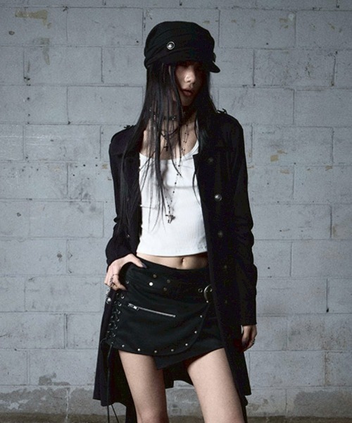NOT KNOWING(ノットノーイング)の「【NOT KNOWING】Draped Button Knit Cap / 【ノットノーイング】ドレープドボタンニットキャップ<着用画像あり>(キャップ・レディース・ブラック/グレー・ONE SIZE)」の7枚目の写真