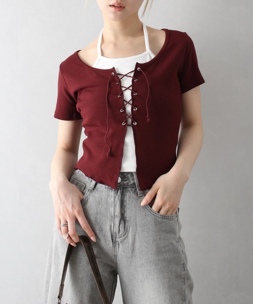 SpRay(スプレイ)の「【1枚でおしゃれ完成/時短】レースアップフェイクレイヤードトップス(Tシャツ/カットソー・レディース・ブラック/ベージュ/ブラウン/サックスブルー/ピンク/イエロー/ライトグリーン/アイボリー/ボルドー・FREE)」の22枚目の写真
